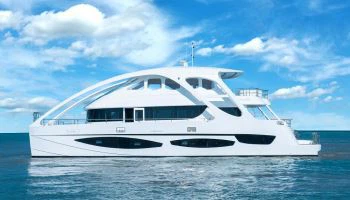 Łodzie motorowe katamaranów